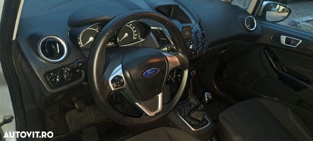 Ford Fiesta 1.6 TDCI DPF Titanium - 7