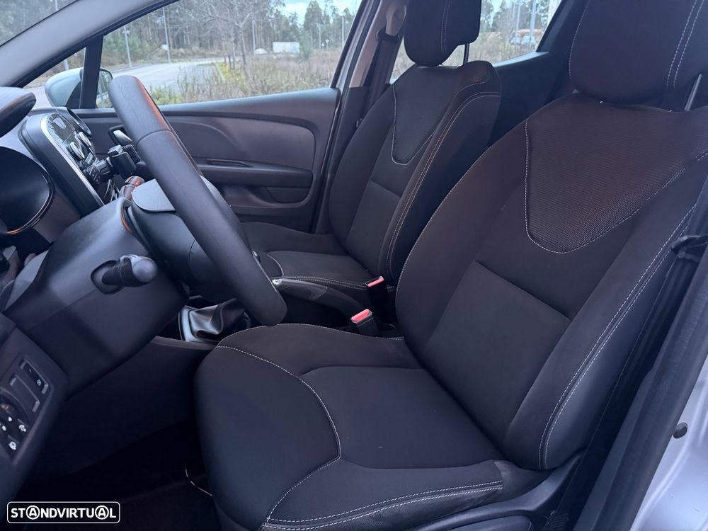 Renault Clio 1.5 dCi Limited - 8