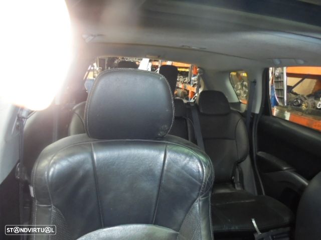 Mitsubishi Outlander - 6