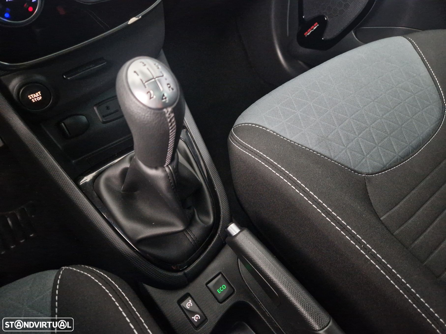 Renault Clio 0.9 TCE Dynamique S - 15
