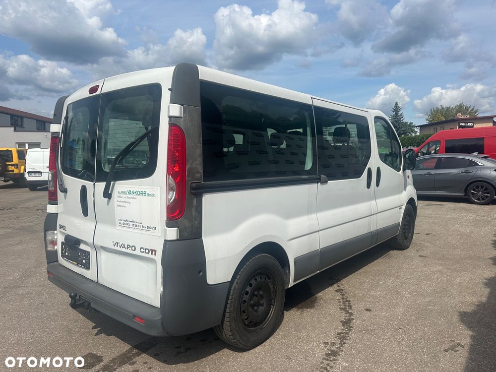 Opel Vivaro L2H1 2.9t Essentia - 8