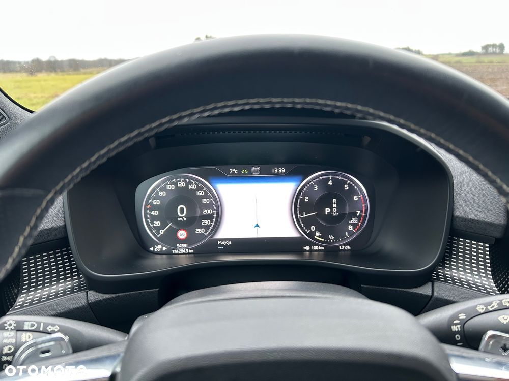 Volvo XC 40 T5 AWD R-Design - 16