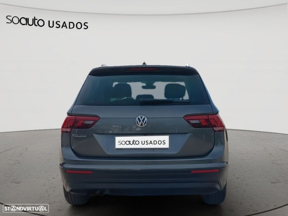 VW Tiguan 2.0 TDI Confortline - 7