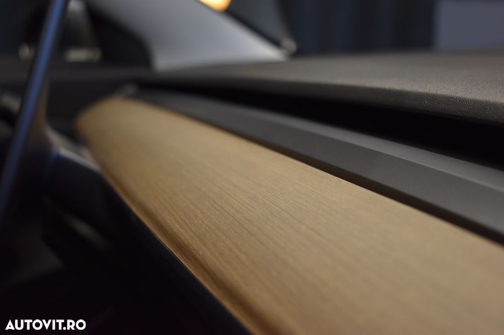 Tesla Model 3 Standard Reichweite Plus Hinterradantrieb - 15