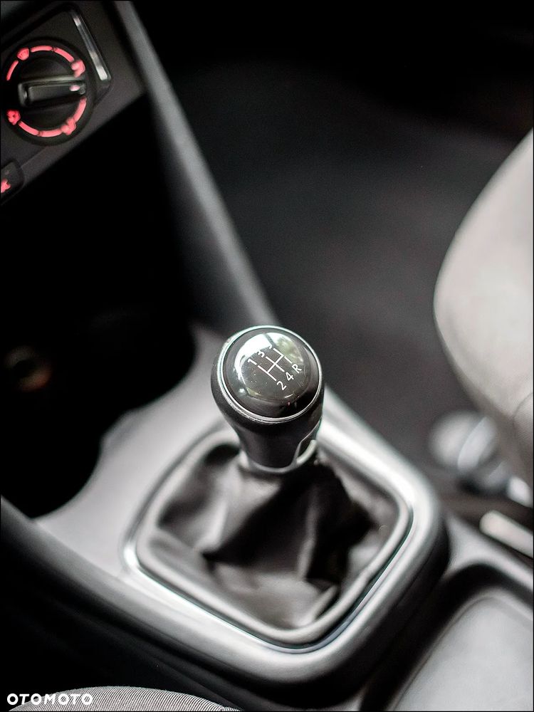 Volkswagen Polo - 28