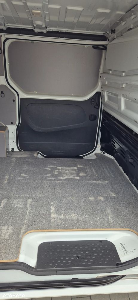 Renault TRAFIC 2.0 AUTOMAT 170 KM - 16