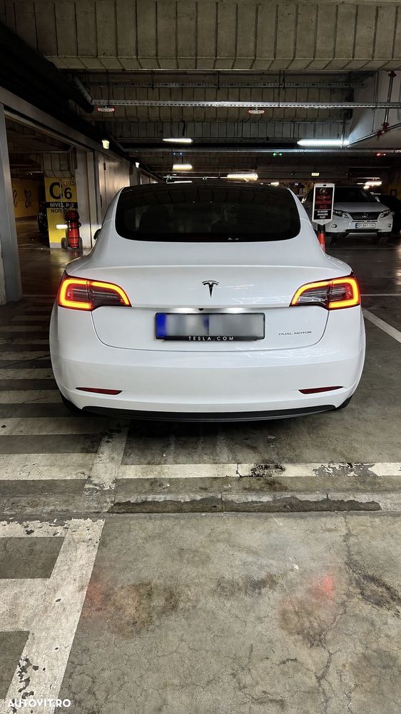 Tesla Model 3 Long Range AWD Premium - 5