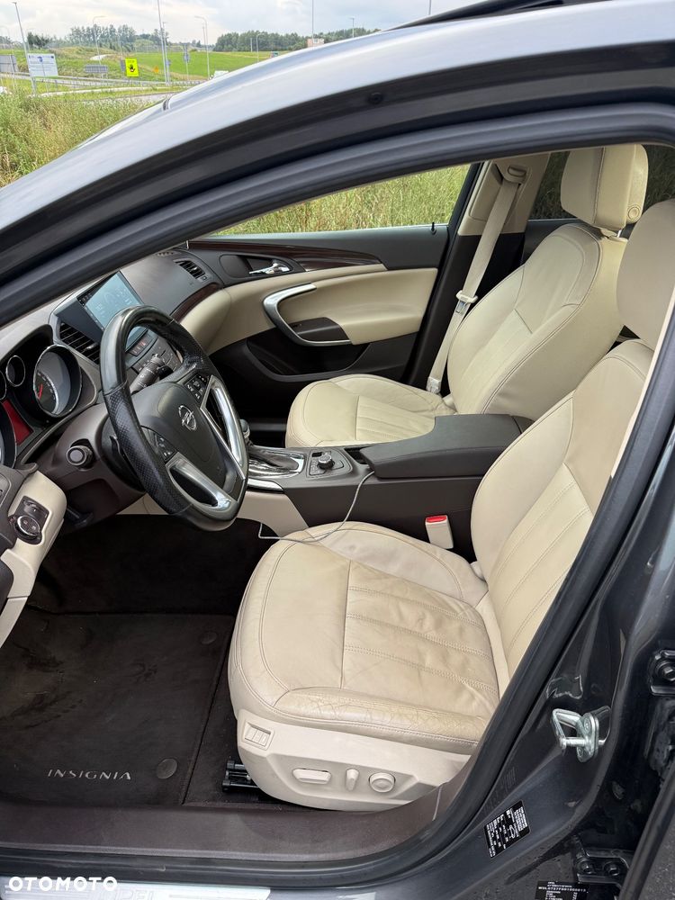 Opel Insignia 2.8 V6 Turbo 4x4 Automatik Cosmo - 16