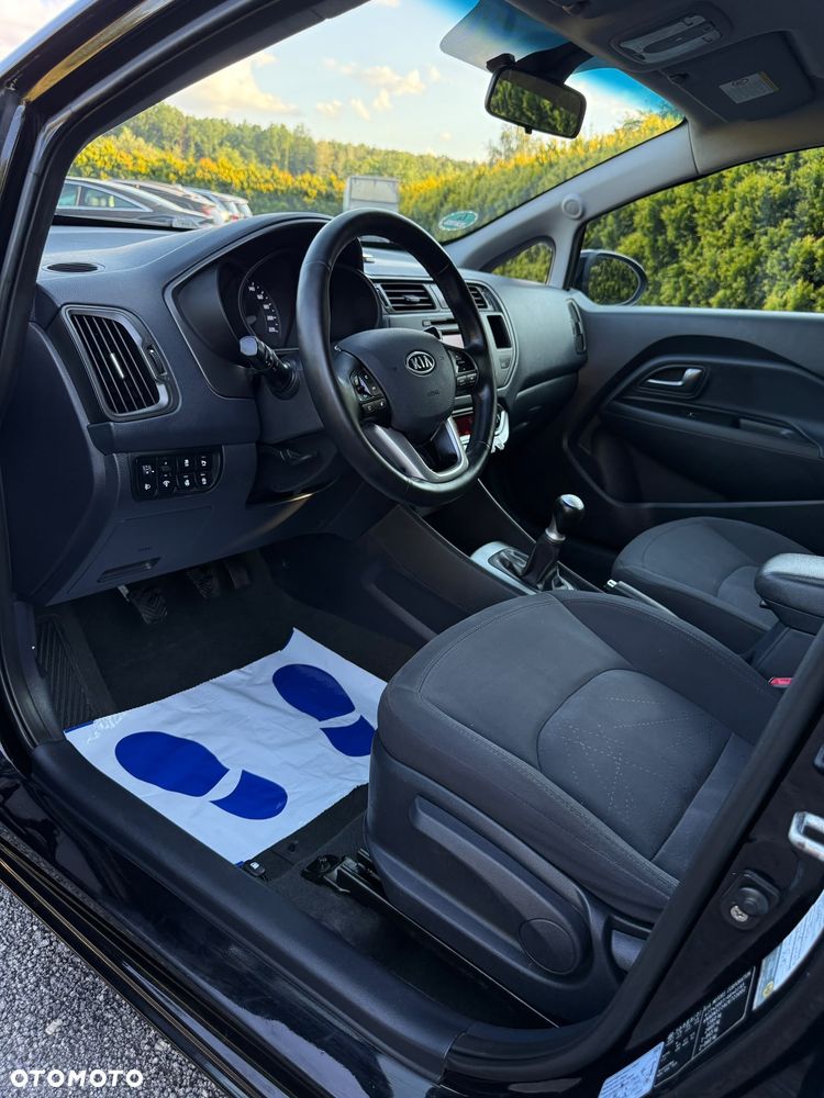 Kia Rio 1.2 Business Line - 21