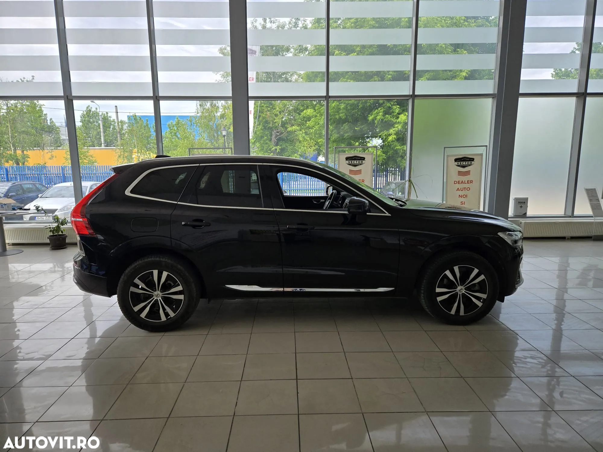 Volvo XC 60 Recharge T6 AWD AT Core - 3