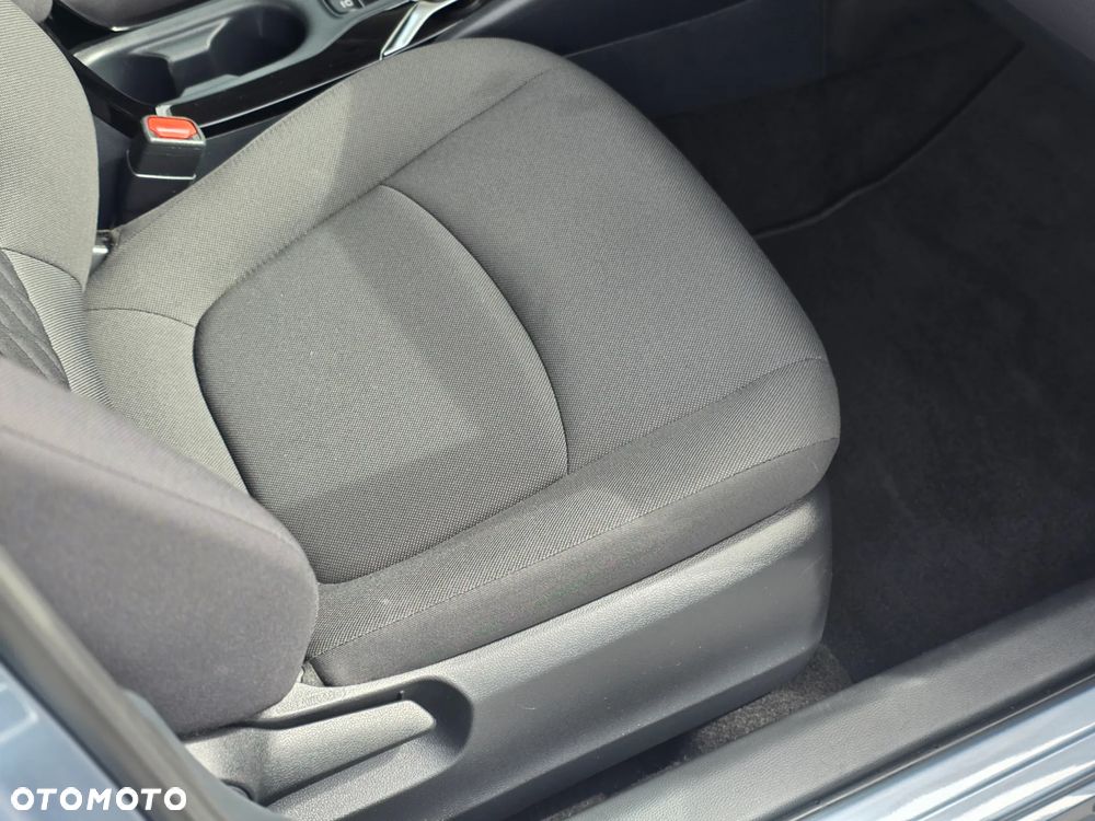 Toyota Corolla 1.5 Comfort - 33