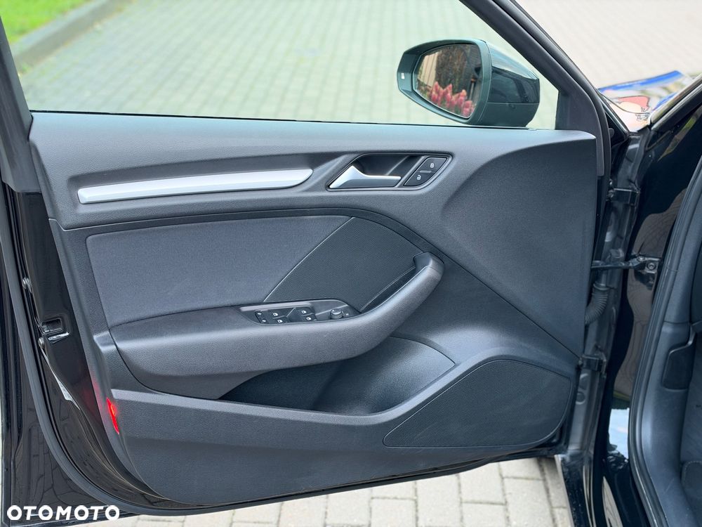 Audi A3 Sportback 1.4 TFSI Attraction - 23