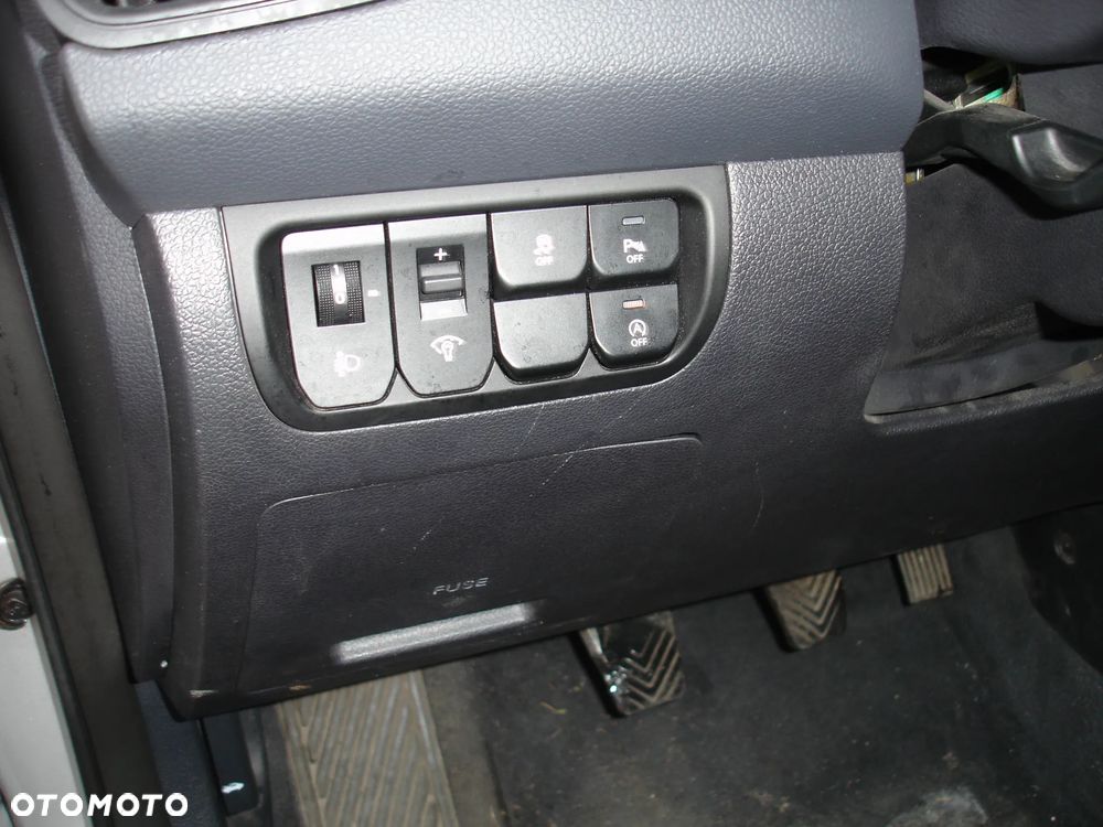 Kia Rio 1.1 CRDI Dream Team Edition - 11