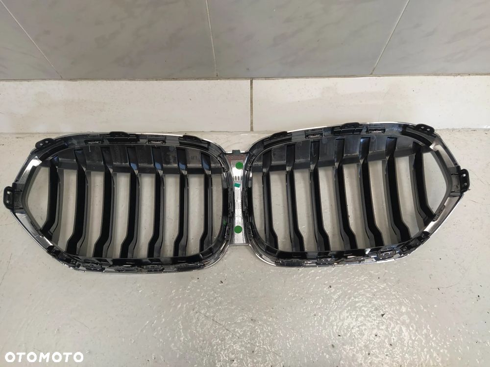 BMW X1 F40 F48 F49 ATRAPA CHŁODNICY GRILL KRATKA NERKA NERKI ORYGINAŁ - 12