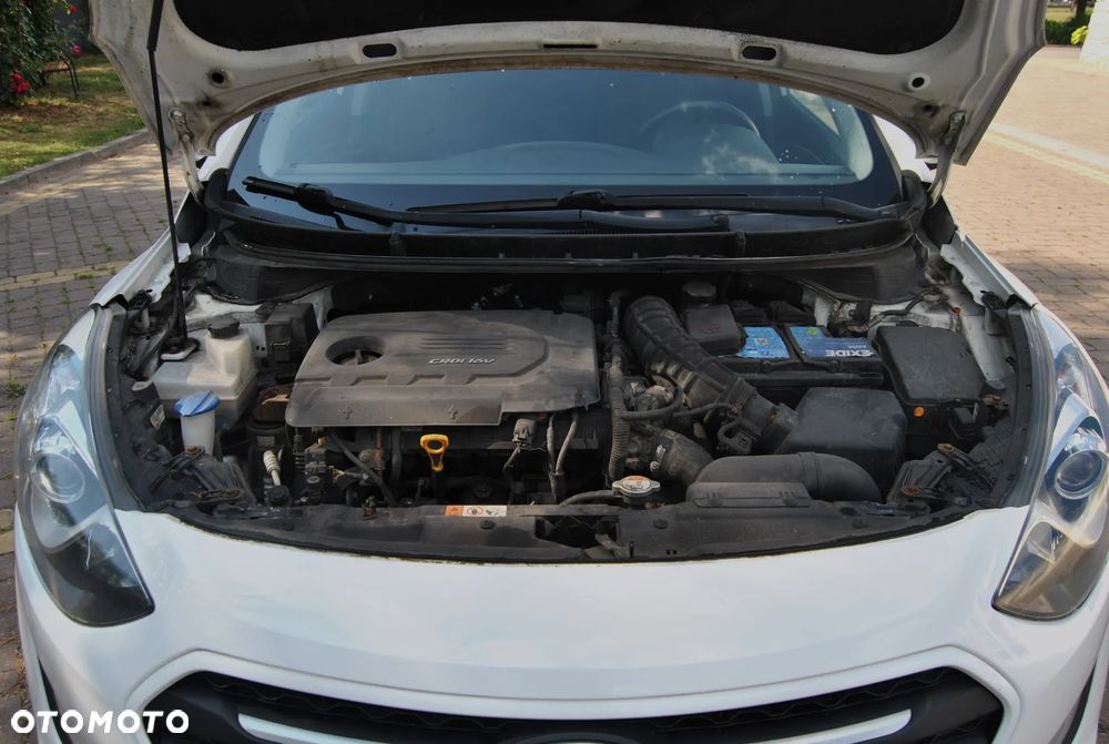 Hyundai i30 1.6 CRDi Style - 13