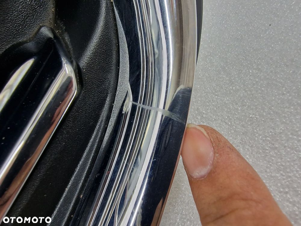 FORD MONDEO MK5 14- ATRAPA / GRILL / KRATKA ŚRODKOWA ZDERZAKA PRZEDNIEGO PRZÓD , NR DS73-8150-J , NR AUKCJI KR87 - 7