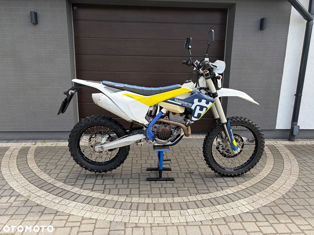 Husqvarna FE - 3
