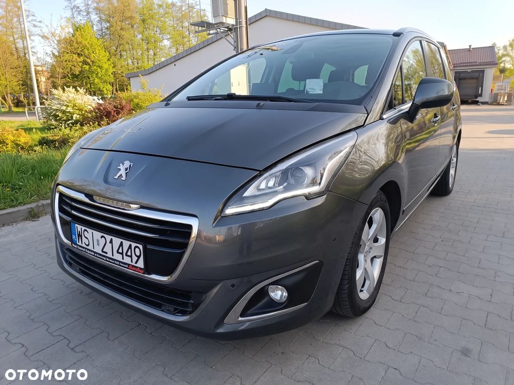 Peugeot 5008 - 1