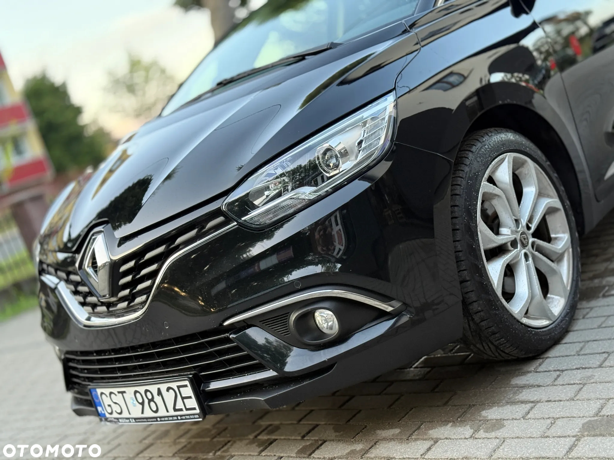 Renault Grand Scenic BLUE dCi 120 EDC BUSINESS EDITION - 17