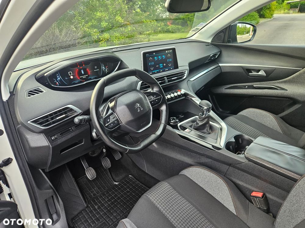 Peugeot 3008 BlueHDi 120 Stop & Start Style - 19