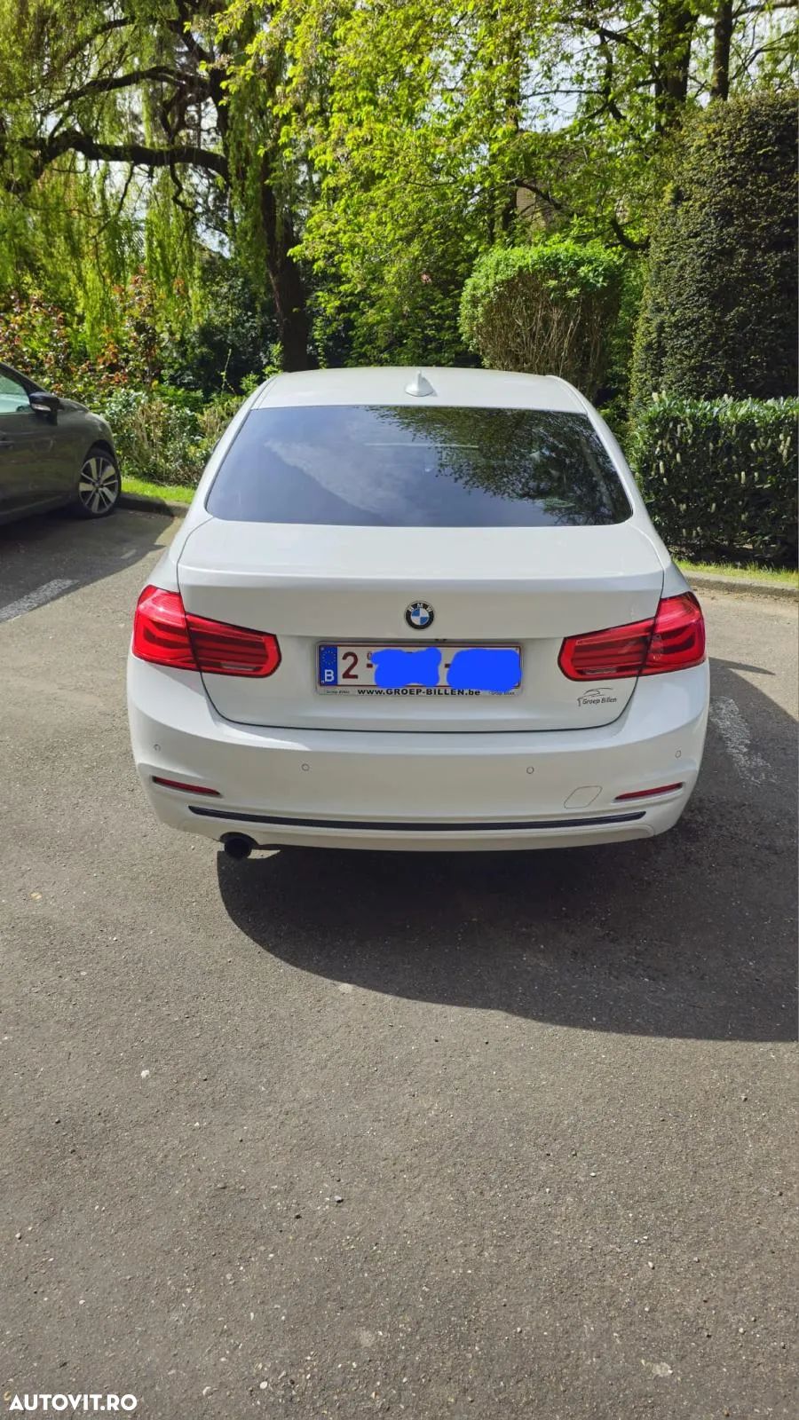 BMW Seria 3 318i Touring Aut. - 1