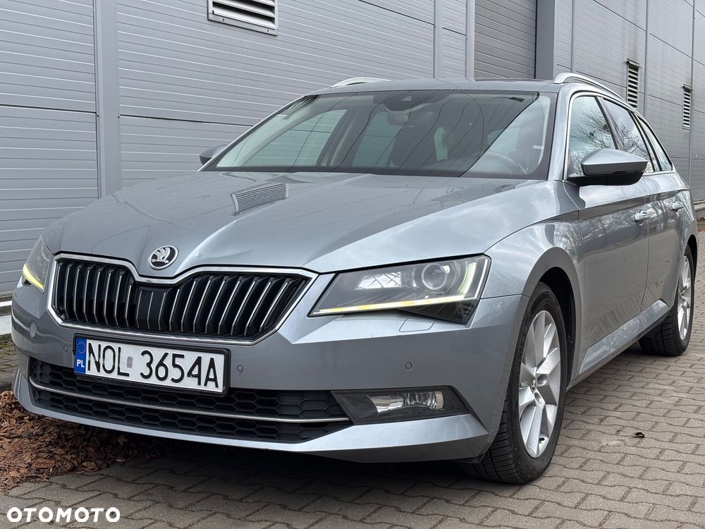 Skoda Superb 2.0 TDI Style DSG - 8