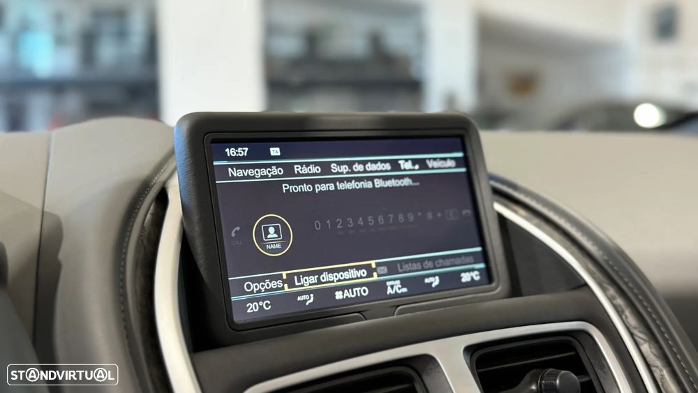 Aston Martin DB11 Volante V8 Auto - 21