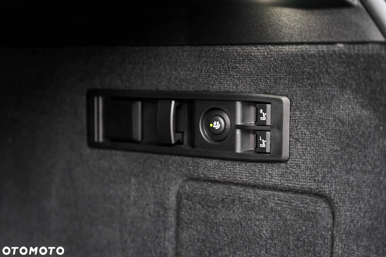 BMW iX xDrive40 - 16