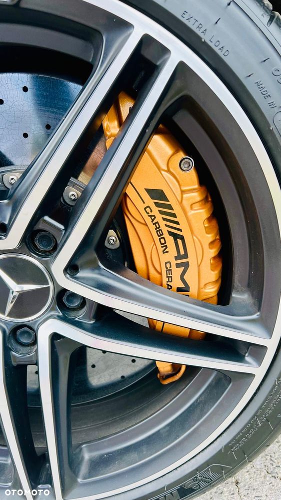 Mercedes-Benz AMG GT - 1