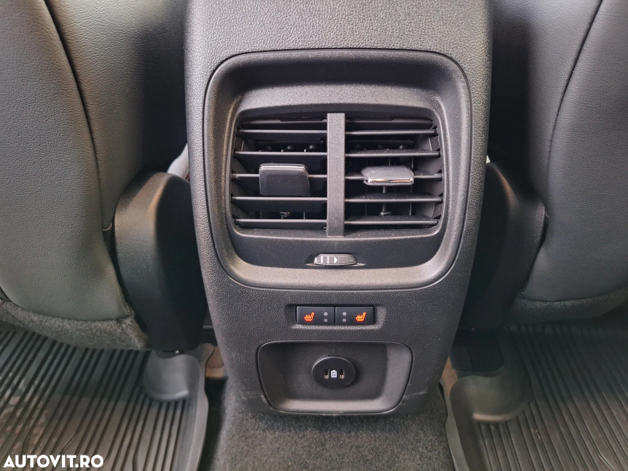 Ford Kuga 2.5 Duratec PHEV ST Line - 30