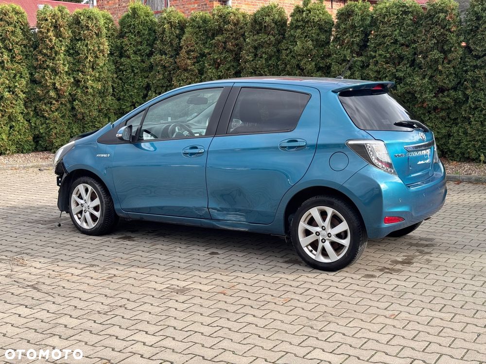 Toyota Yaris ver-hybrid-1-5-vvt--i - 5