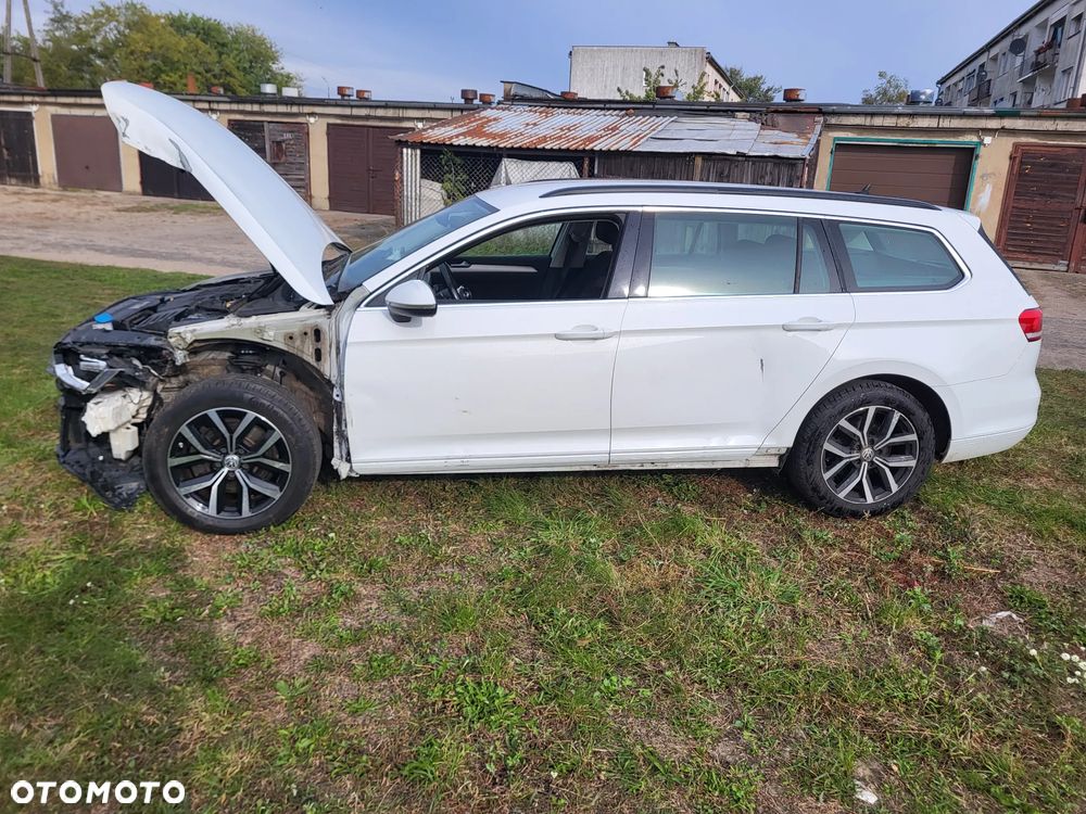 Volkswagen Passat 2.0 TDI BMT Highline DSG - 16