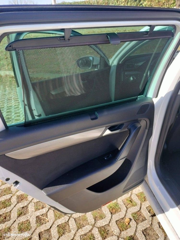 VW Passat CC - 12