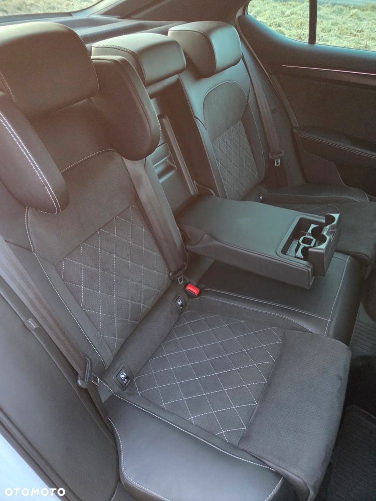 Skoda Superb 2.0 TSI Sportline DSG - 20