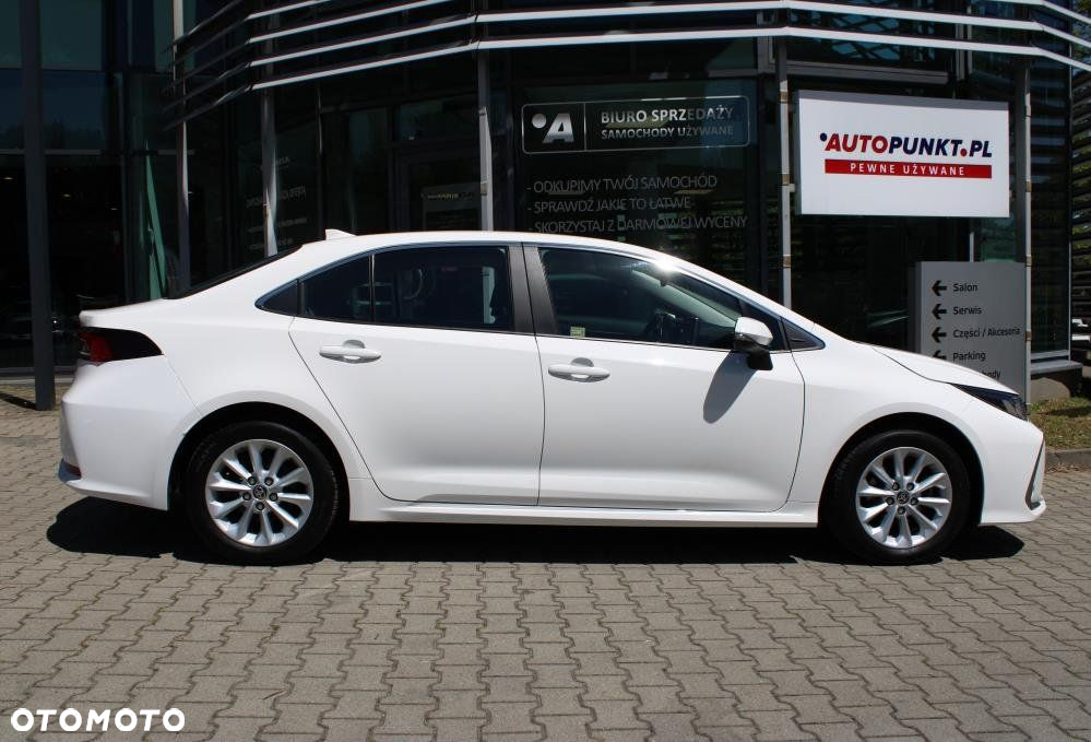 Toyota Corolla - 4