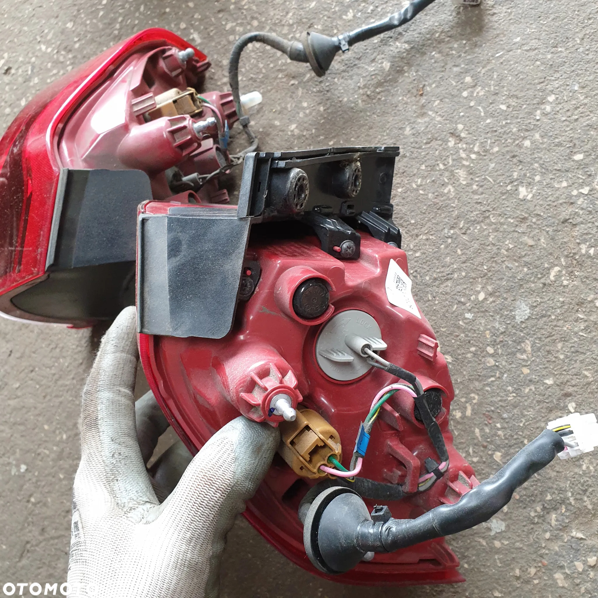 KIA NIRO I LAMPA LEWA PRAWA TYL 92402G5120 - 3