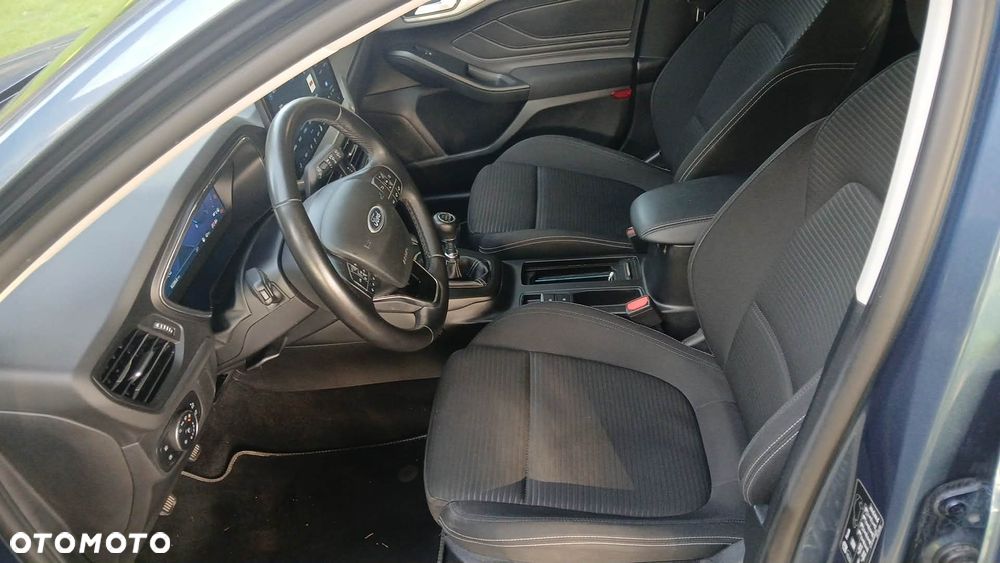 Ford Focus 1.0 EcoBoost mHEV Titanium X - 16