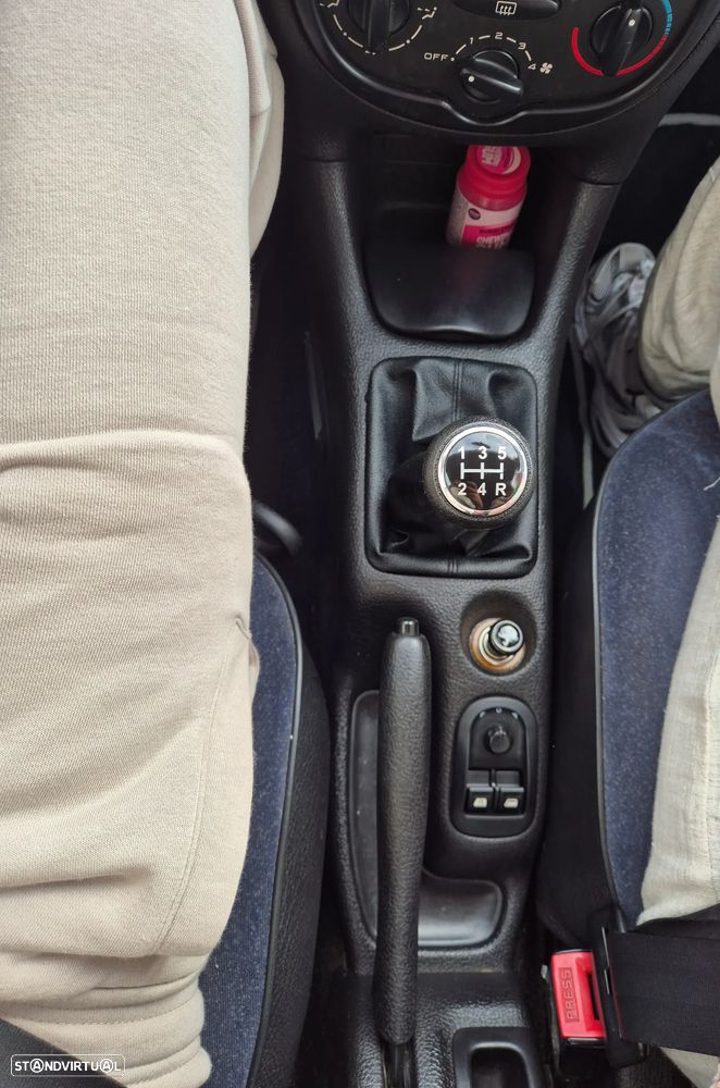 Peugeot 206 1.1 XT - 2