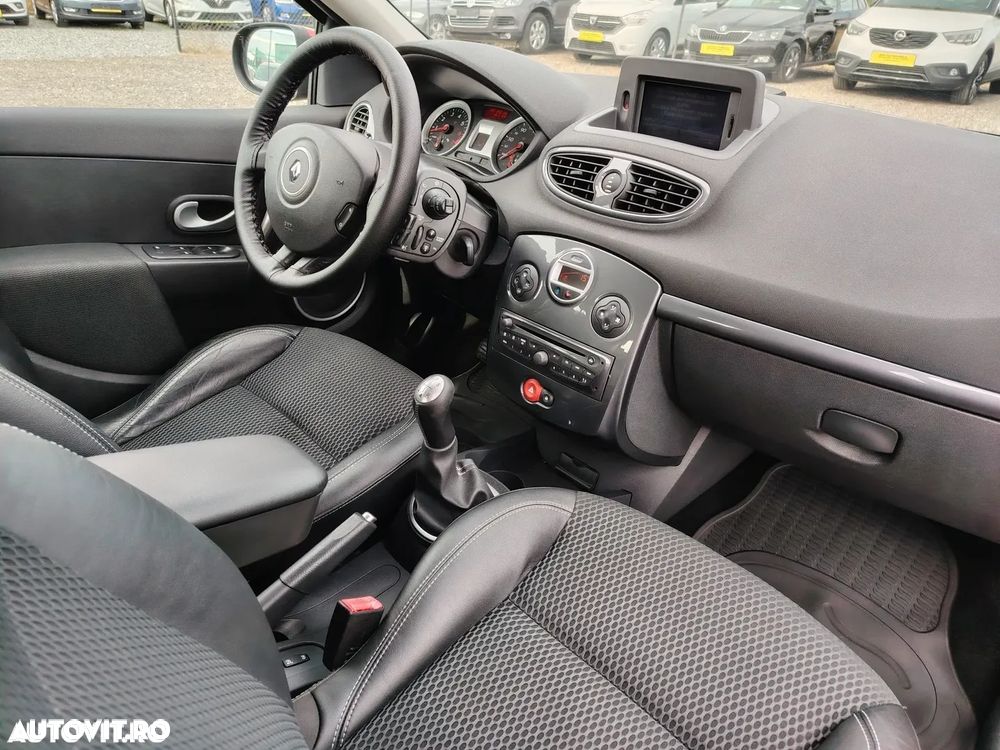 Renault Clio 1.2 16V TCE Exception - 8