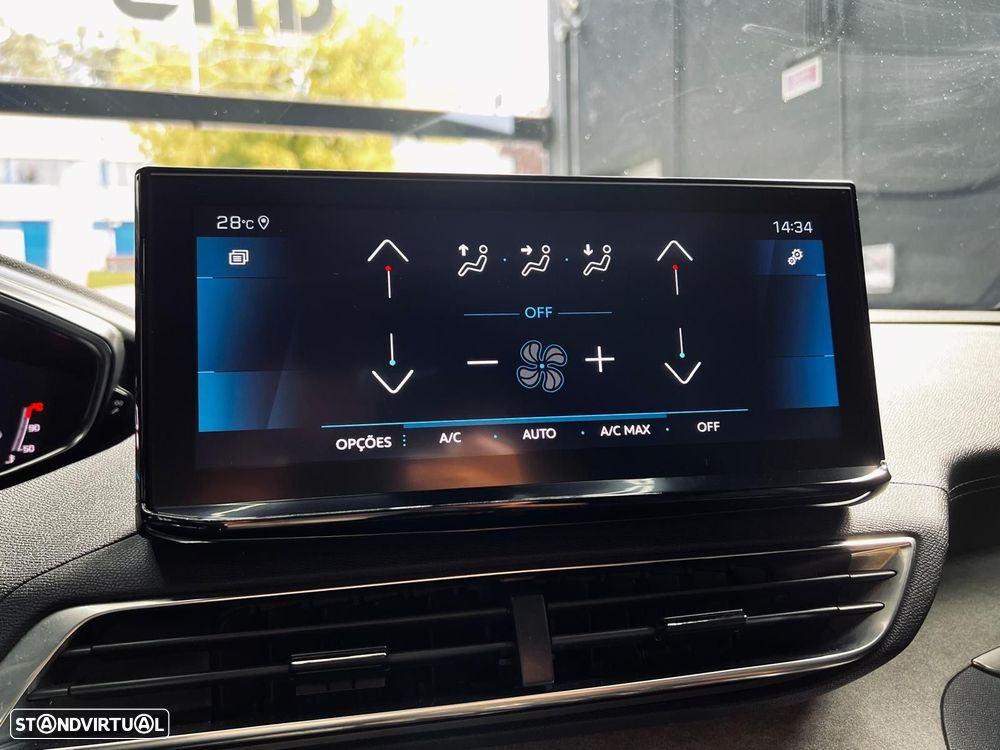 Peugeot 3008 1.5 BlueHDi GT EAT8 - 28