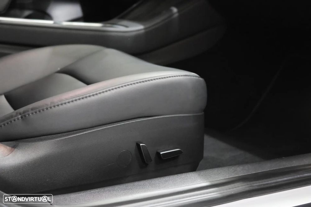 Tesla Model 3 Long Range Tração Integral - 29