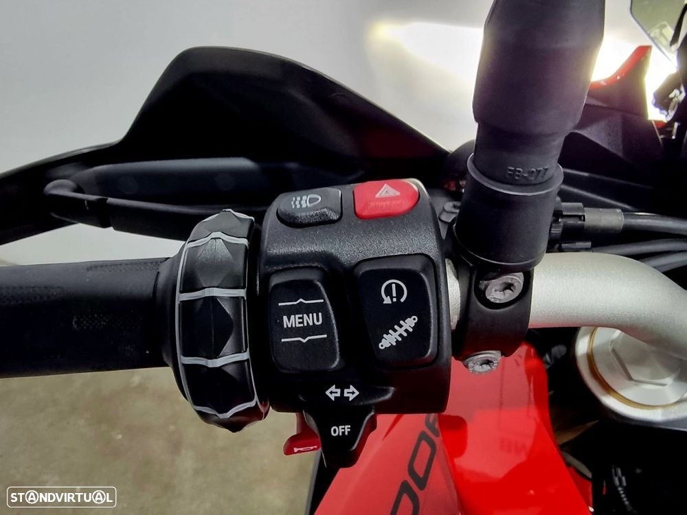 BMW F 900 XR 900XR - 12