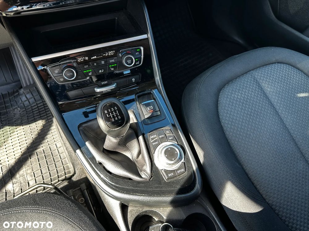 BMW Seria 2 - 17