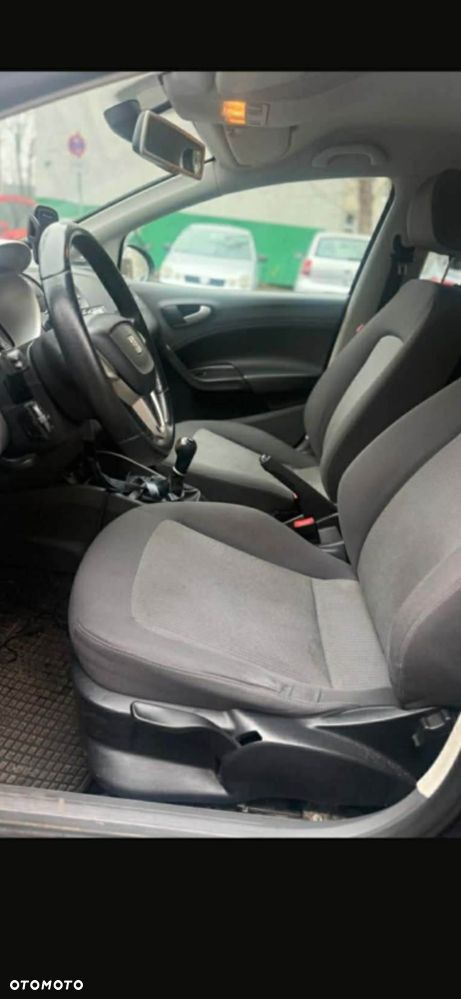 Seat Ibiza 2009 photo 2