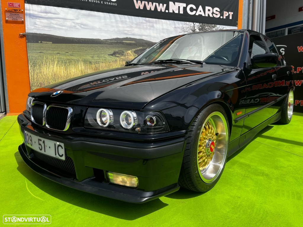 BMW 318 iS M Sport - 3
