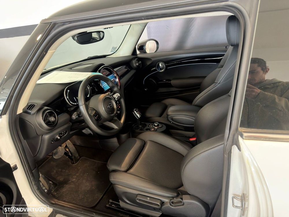 MINI 3 Portas Cooper SE - 4