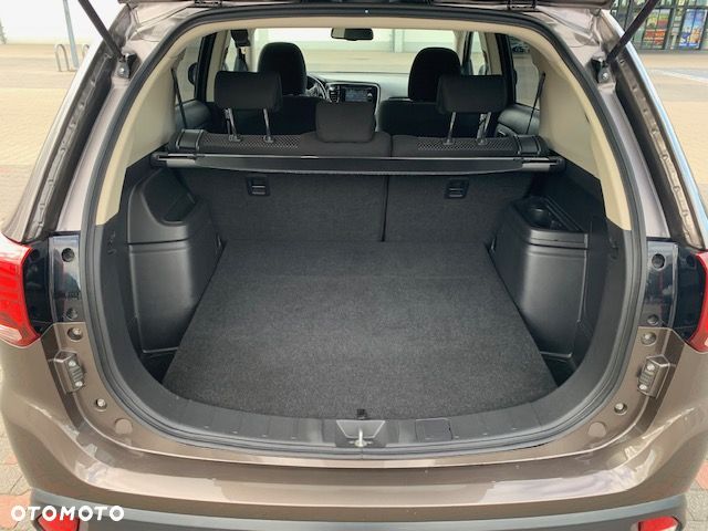 Mitsubishi Outlander 2.0 Intense + 2WD - 8