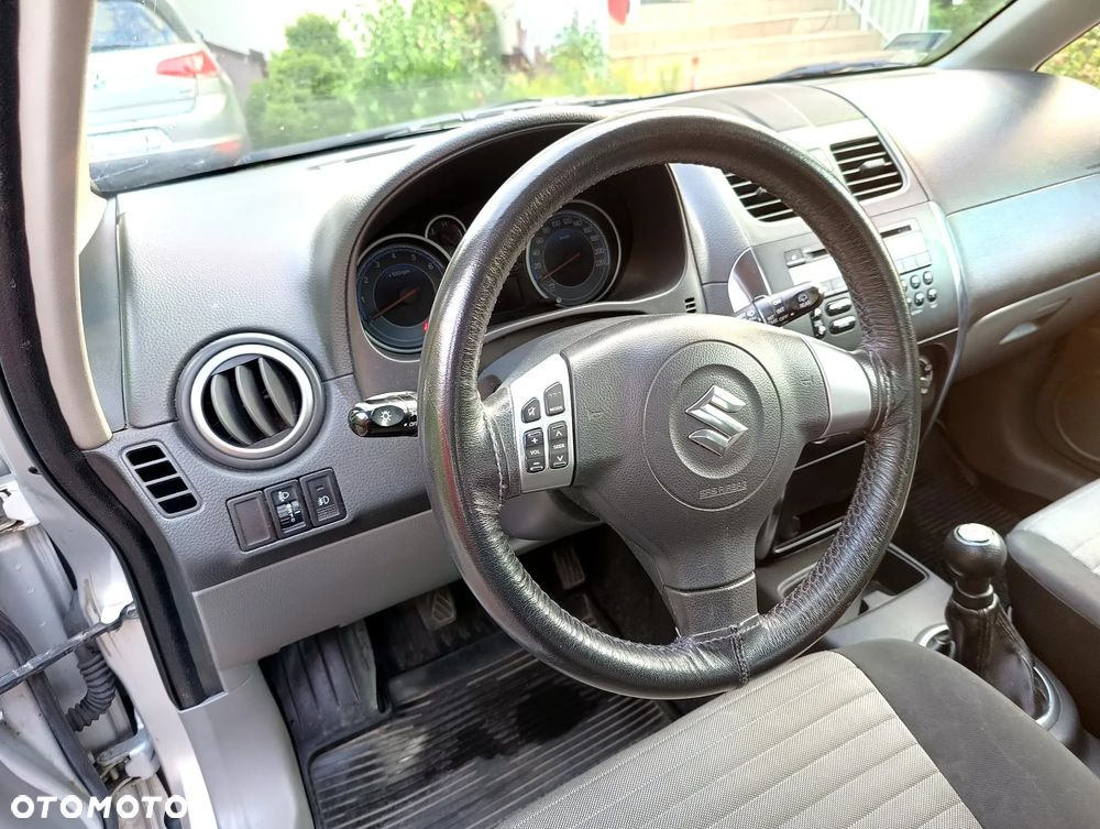 Suzuki SX4 - 13