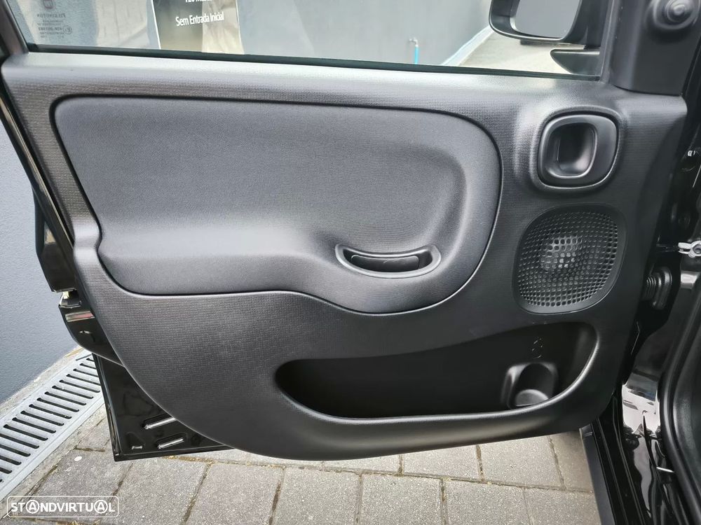 Fiat Panda 1.0 Hybrid City Cross - 27