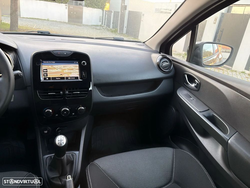 Renault Clio Sport Tourer 1.5 dCi Dynamique S - 16